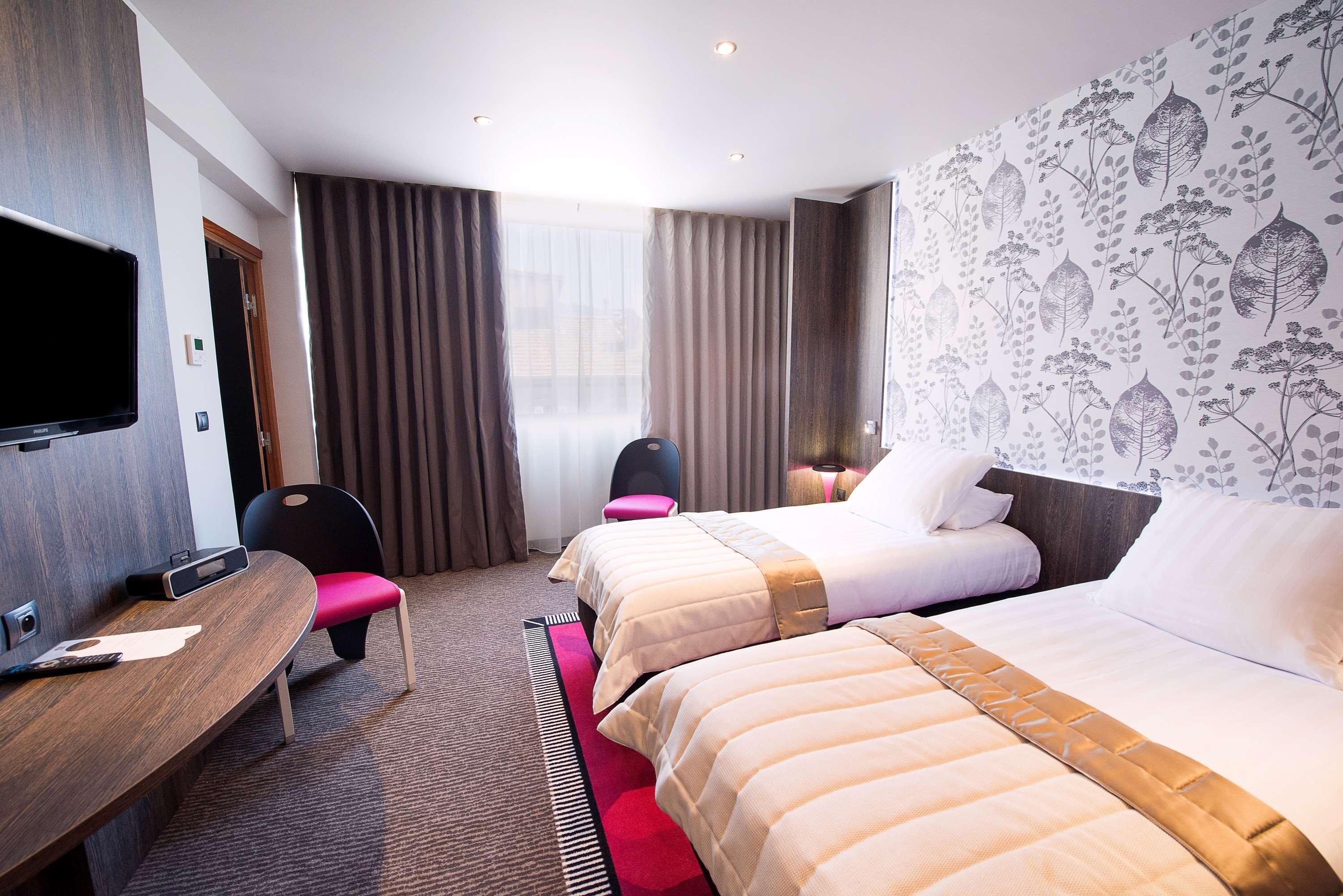 Best Western Premier Le Patio Des Artistes Wellness Jacuzzi Cannes Buitenkant foto
