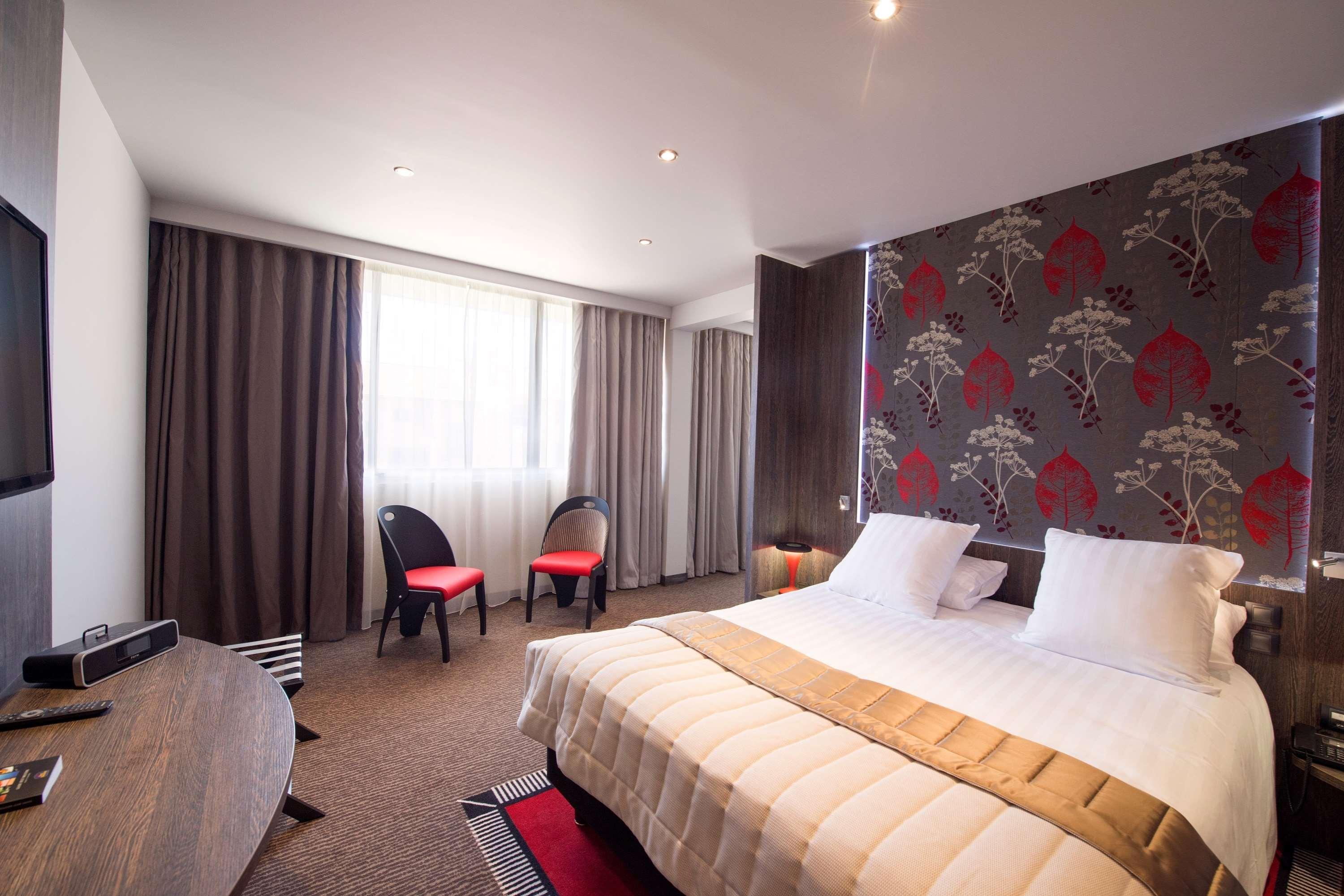 Best Western Premier Le Patio Des Artistes Wellness Jacuzzi Cannes Buitenkant foto