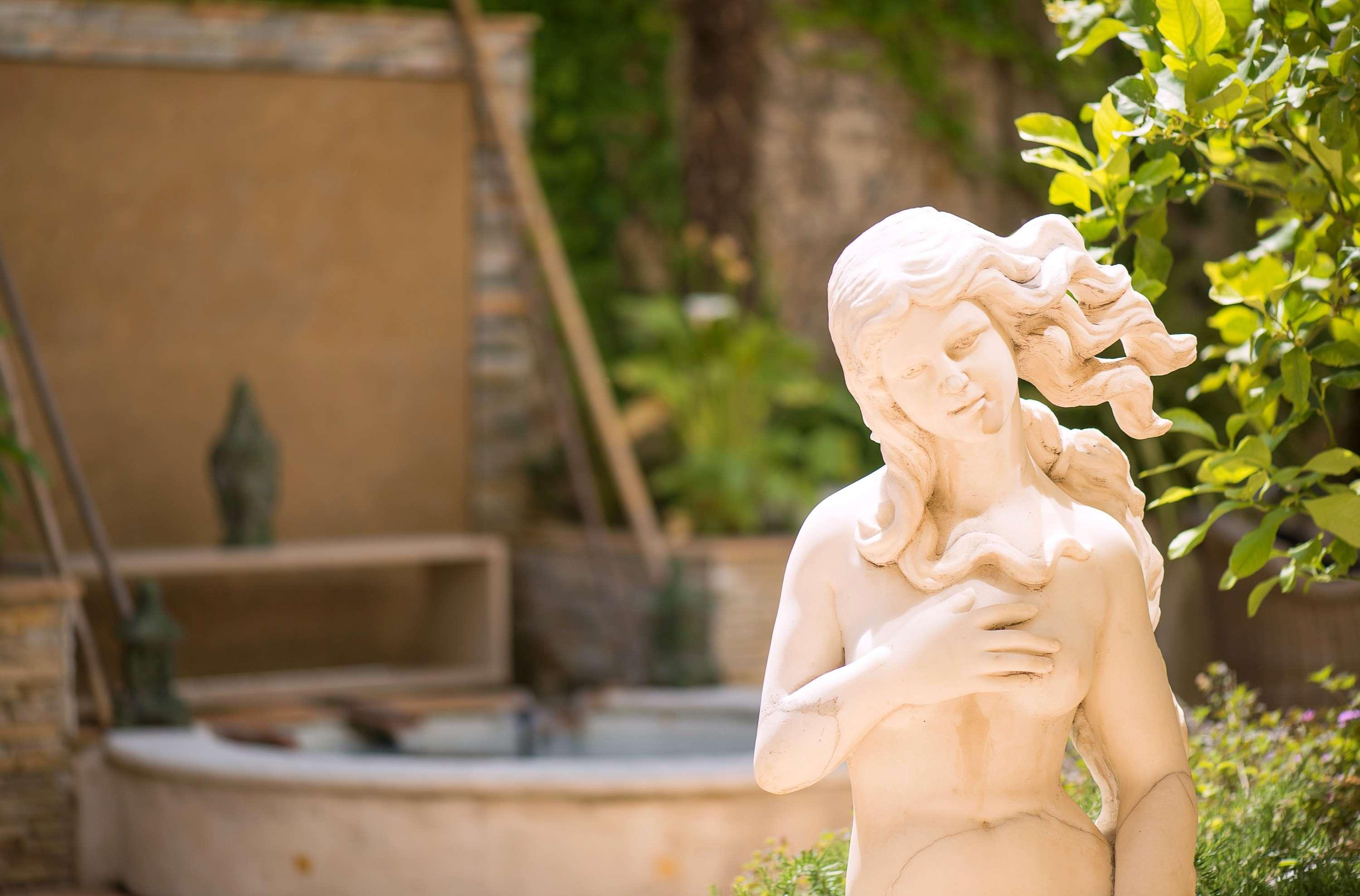 Best Western Premier Le Patio Des Artistes Wellness Jacuzzi Cannes Buitenkant foto