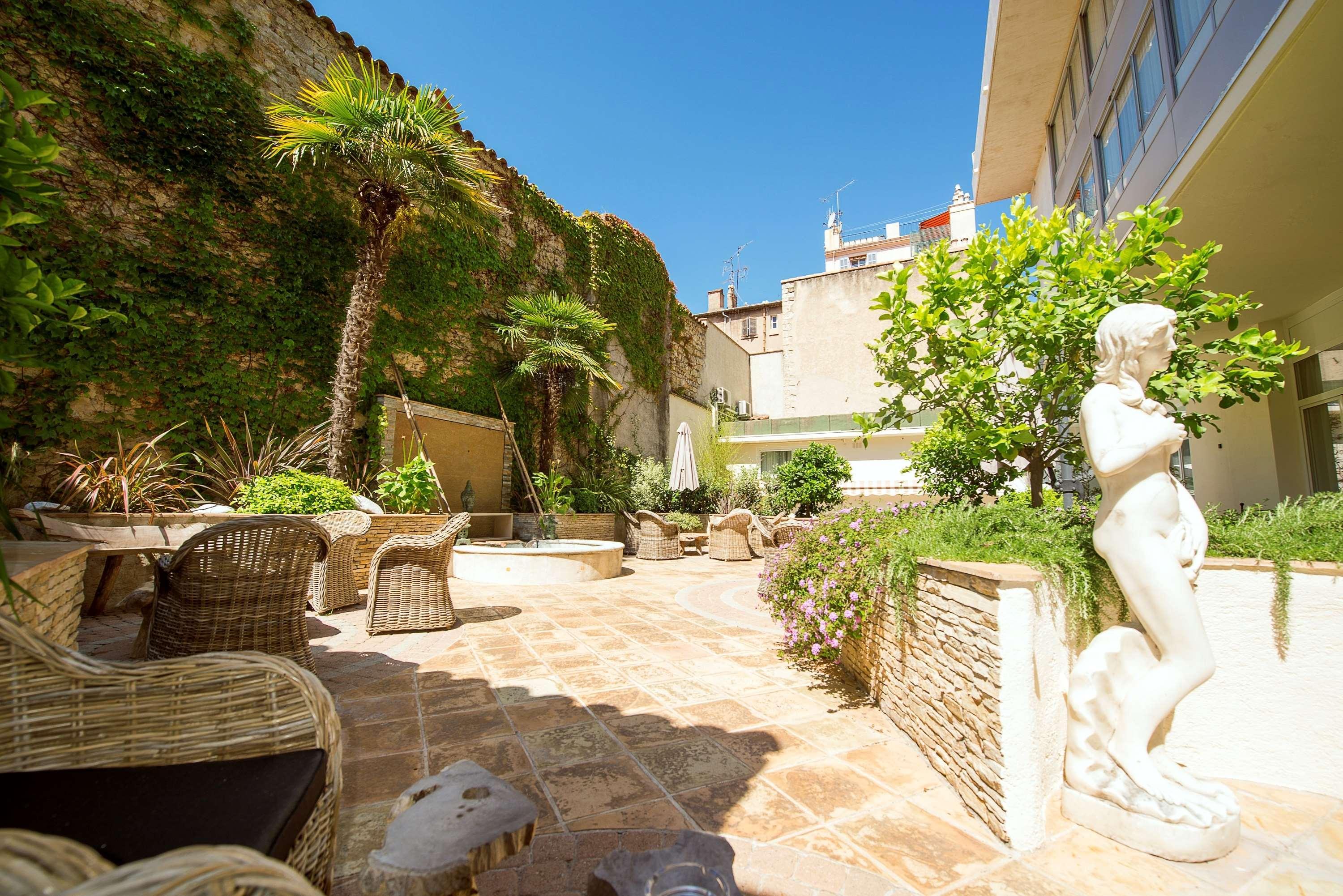 Best Western Premier Le Patio Des Artistes Wellness Jacuzzi Cannes Buitenkant foto