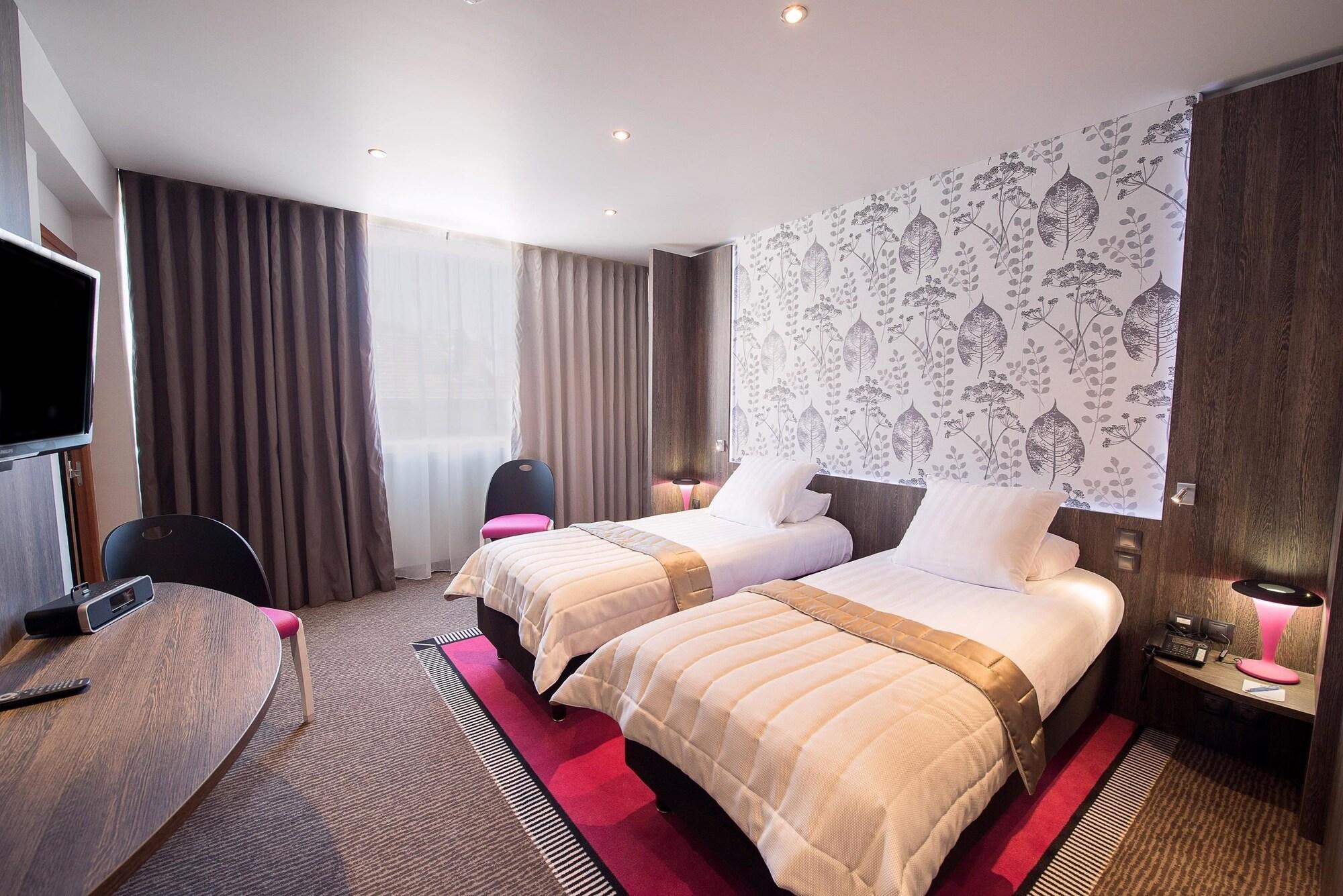 Best Western Premier Le Patio Des Artistes Wellness Jacuzzi Cannes Buitenkant foto