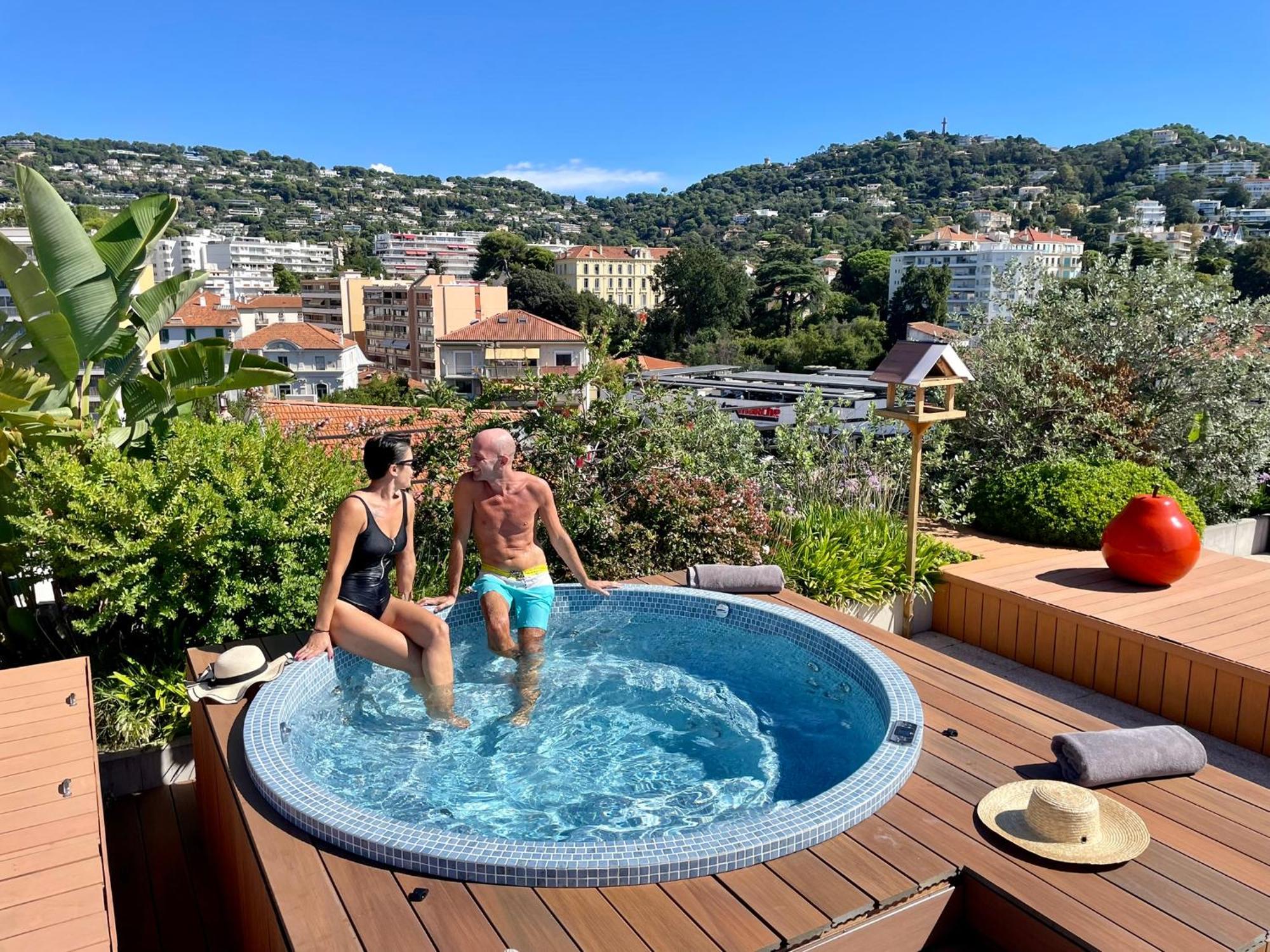 Best Western Premier Le Patio Des Artistes Wellness Jacuzzi Cannes Buitenkant foto